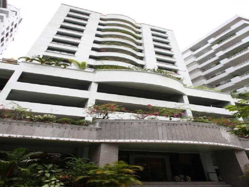 Yellow Ribbon Hills, Boutique Suites Bangkok Exterior photo